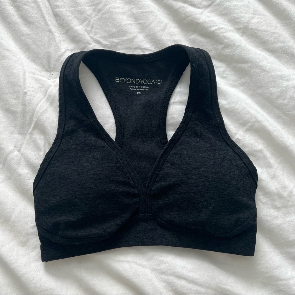 Beyond yoga racerback bra midnight space dye xs